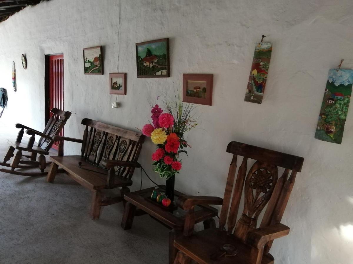 Finca Ecoturistica Los Jagueyes Baraya Eksteriør billede